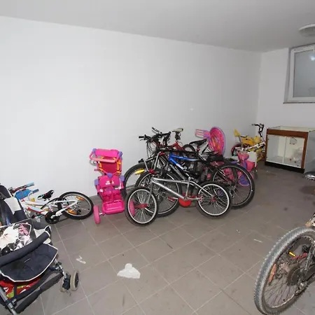 Mladen Apartman Póla