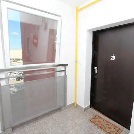 Mladen Apartment *