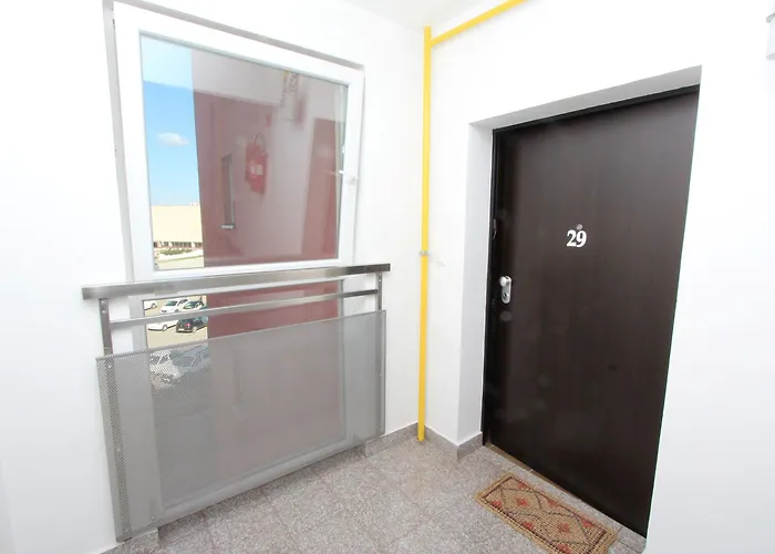 Mladen Apartment *