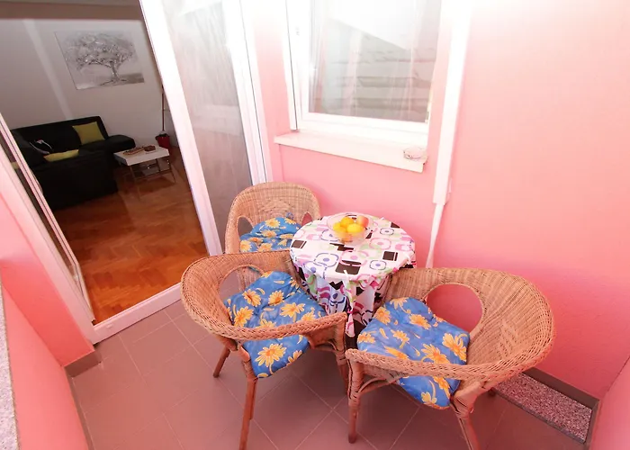 Apartment Mladen